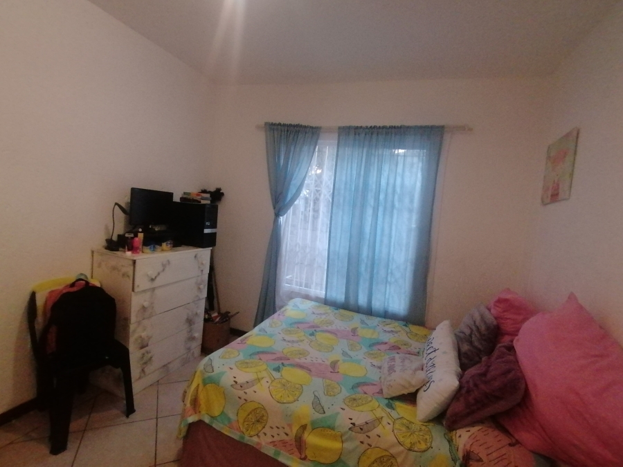 2 Bedroom Property for Sale in Rustenburg Central North West